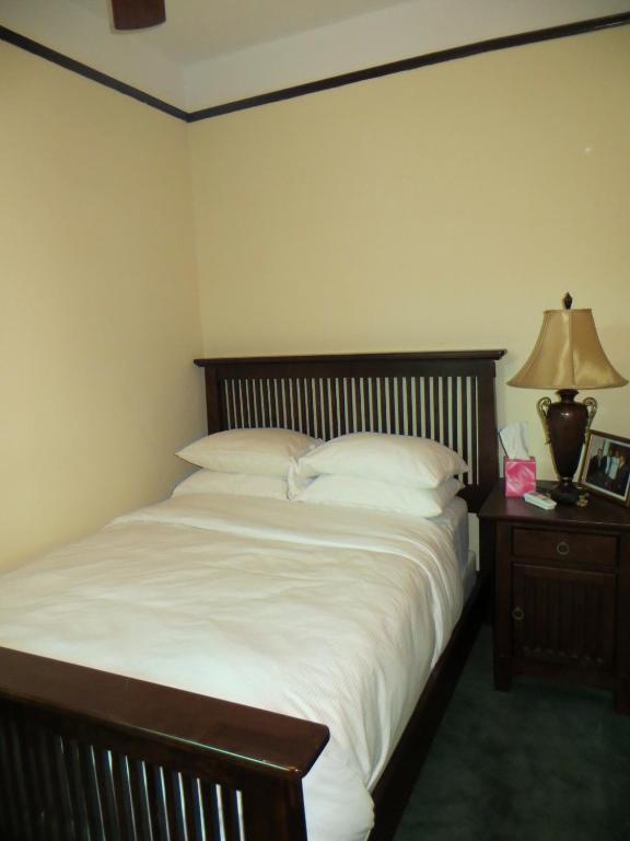 The Polo Inn Bridgeport U.S.A. Чикаго Экстерьер фото