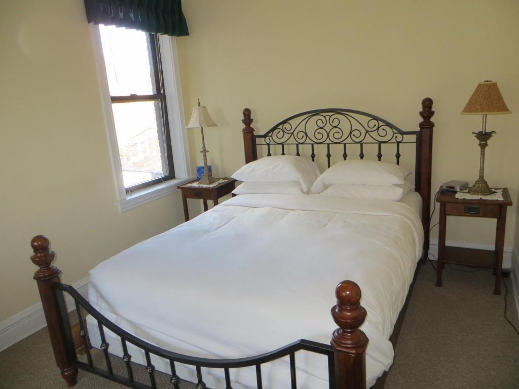 The Polo Inn Bridgeport U.S.A. Чикаго Экстерьер фото